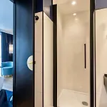 Western Crystal, Hotel,bar & 4*