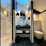 Western Crystal, Hotel,bar &