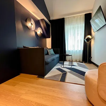 Hotel Western Crystal, Hotel,bar &