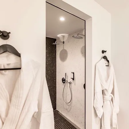 Hotel Western Crystal, Hotel,bar & 4*