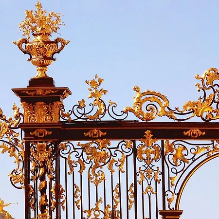 Western Crystal, Hotel,bar & 4* Nancy