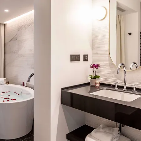 Western Crystal, Hotel,bar & 4* Nancy