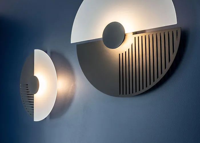 Western Crystal, Hotel,bar &