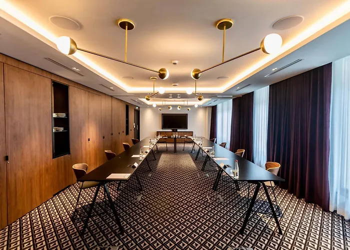 Western Crystal, Hotel,bar & Nancy