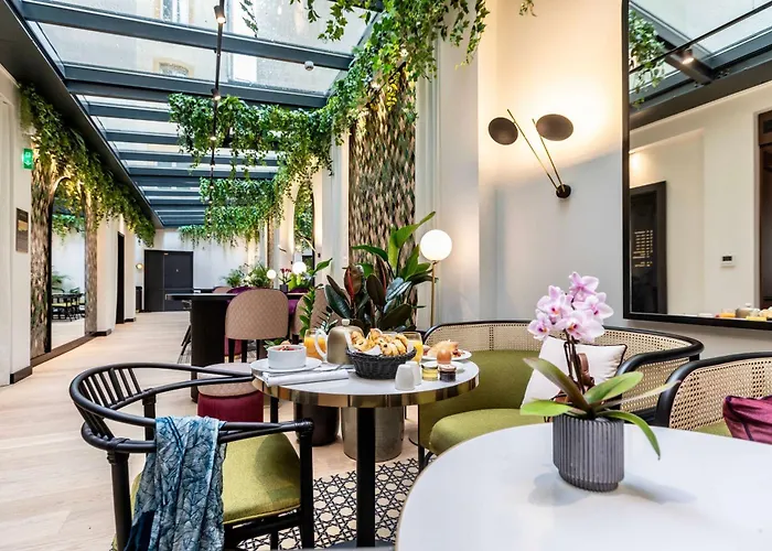 Western Crystal, Hotel,bar & Hotel Nancy