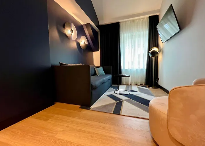 Hotel Western Crystal, Hotel,bar &