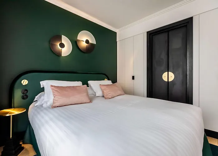 Hotel Western Crystal, Hotel,bar & 4*