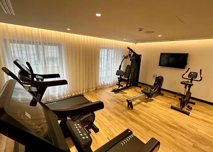 Hotell Western Crystal, Hotel,bar & 4*