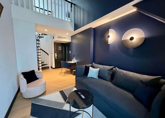 Western Crystal, Hotel,bar & 4* Nancy